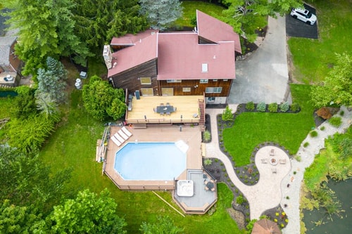 Upper Saddle River Resort w Pool, Hot Tub & Lake 90 Flataway