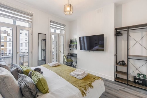 Green Bliss in the City: Comfortable 1-Bed Retreat 7 Flataway