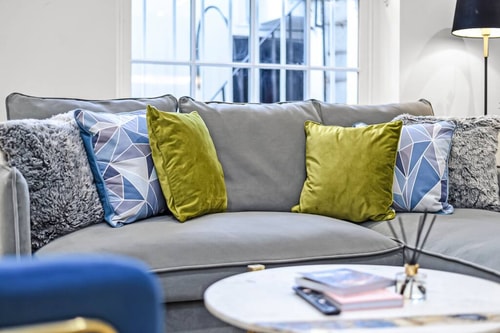 London Calling: 2BR Flat with Chic London Flair 21 Flataway