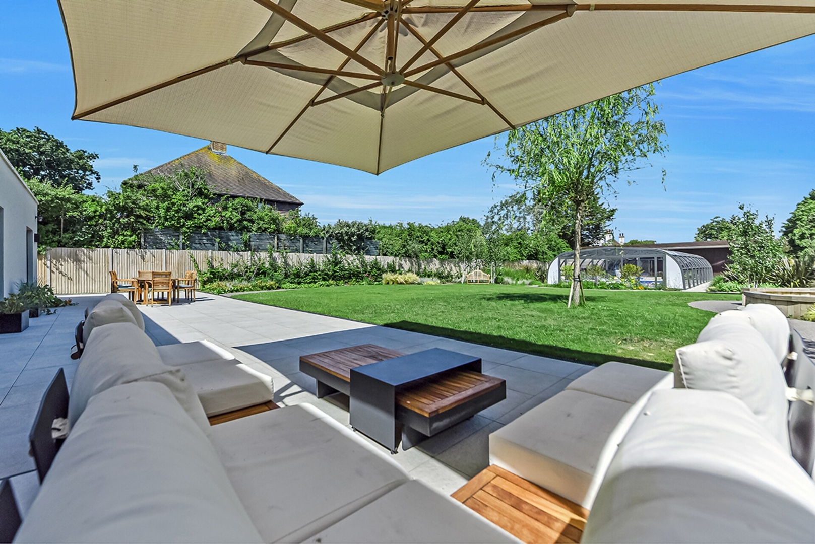 Poolside Spa Retreat | Wet & Dry Sauna | 1 Bed - United Kingdom