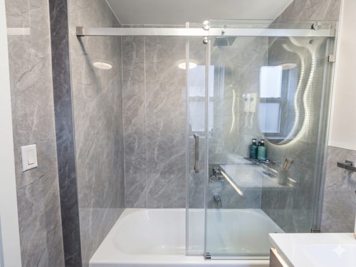 Stylish & Central Bay Ridge Studio Living 17 Bay Ridge Hotel