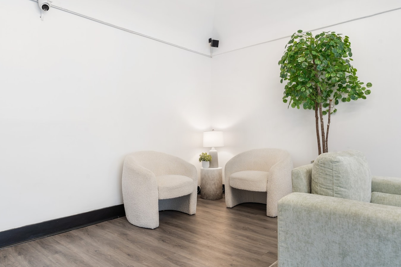 Bay Ridge 106.    1023.1.NA · City Nest: Contemporary Bay Ridge Studio 4 Bay Ridge Hotel