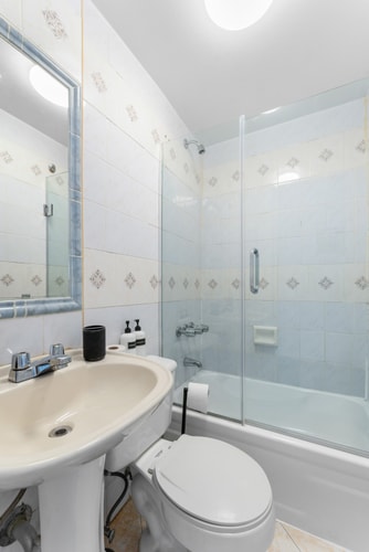 Bay Ridge City Oasis: Brooklyn Studio Close to All 2 Bay Ridge Hotel