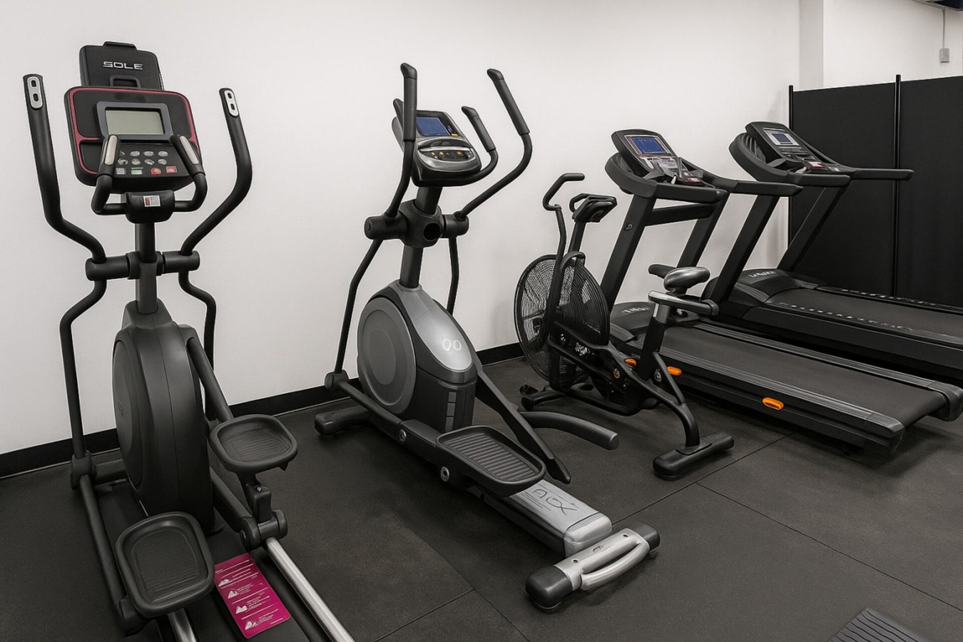 Bay Ridge 106.    1023.1.NA · City Nest: Contemporary Bay Ridge Studio 16 Bay Ridge Hotel