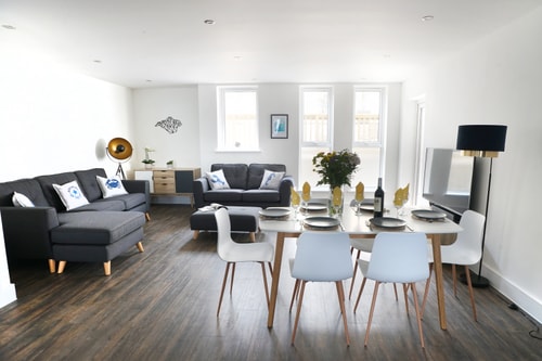 11 Breakwater-Dog Friendly-Sandown Beach-Sleeps 6