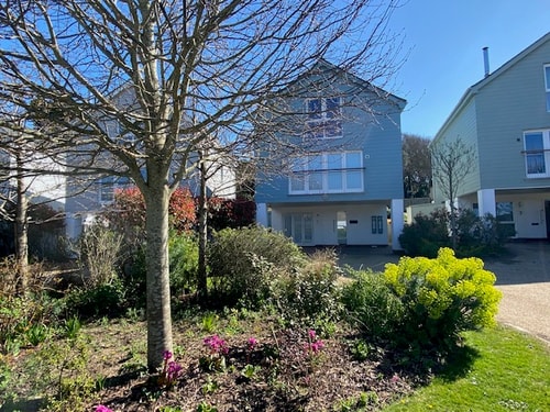 6 Salterns-Dog Friendly-Nr Yarmouth-Sleeps 10