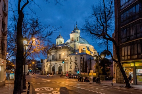 Stylish Apartment in the Center of Madrid 29 Batuecas