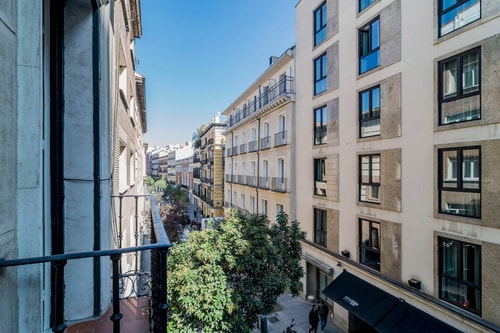 Magistral Apartamento a solo pasos de Gran Vía 40 Batuecas