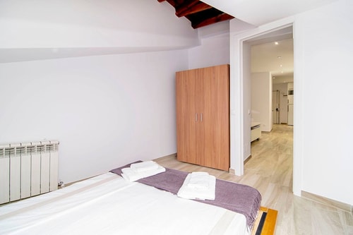 Apartamento en Madrid muy cerca a Plaza Mayor 17 Batuecas