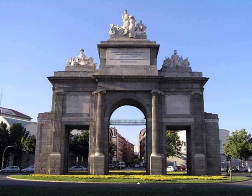 Ático Celestial en Barrio La Latina 125 Batuecas