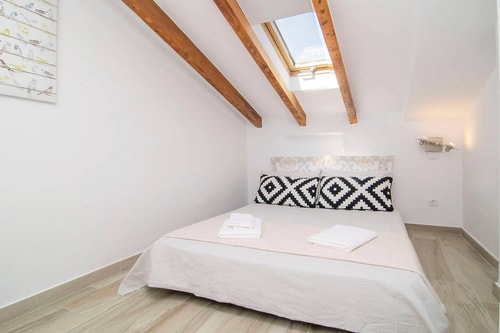 Apartamento en Madrid muy cerca a Plaza Mayor 19 Batuecas