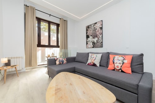 Grandioso Loft en Barrio La Latina 4 Batuecas