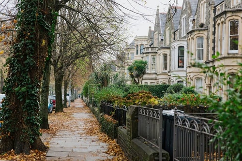 Victorian Apartment w/Parking at 82 Cathedral Road 18 Flataway