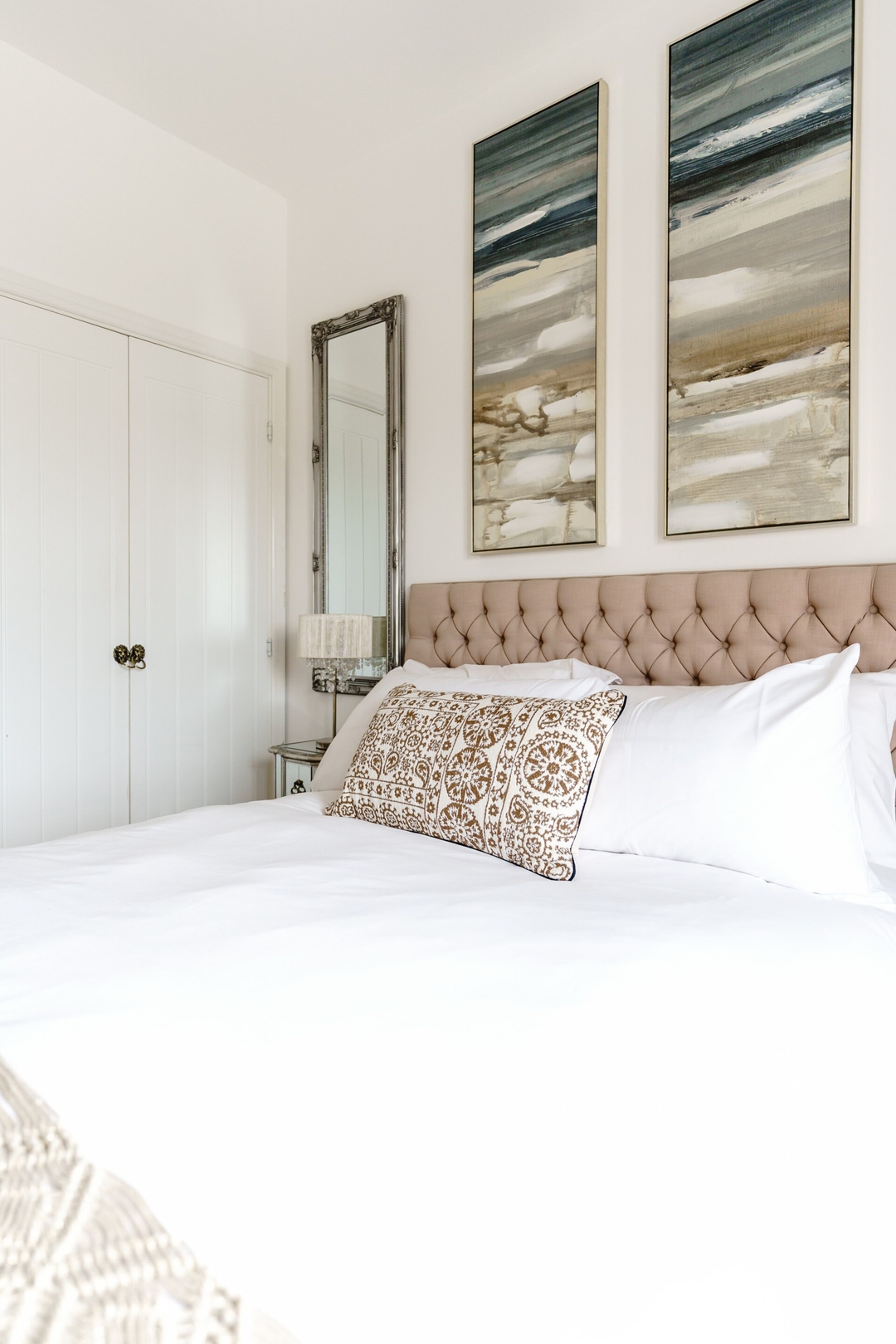 The Riverside Haven – City Centre + Parking in Bathstone Mews NP19 0PY - Property image 82 - VivreStays