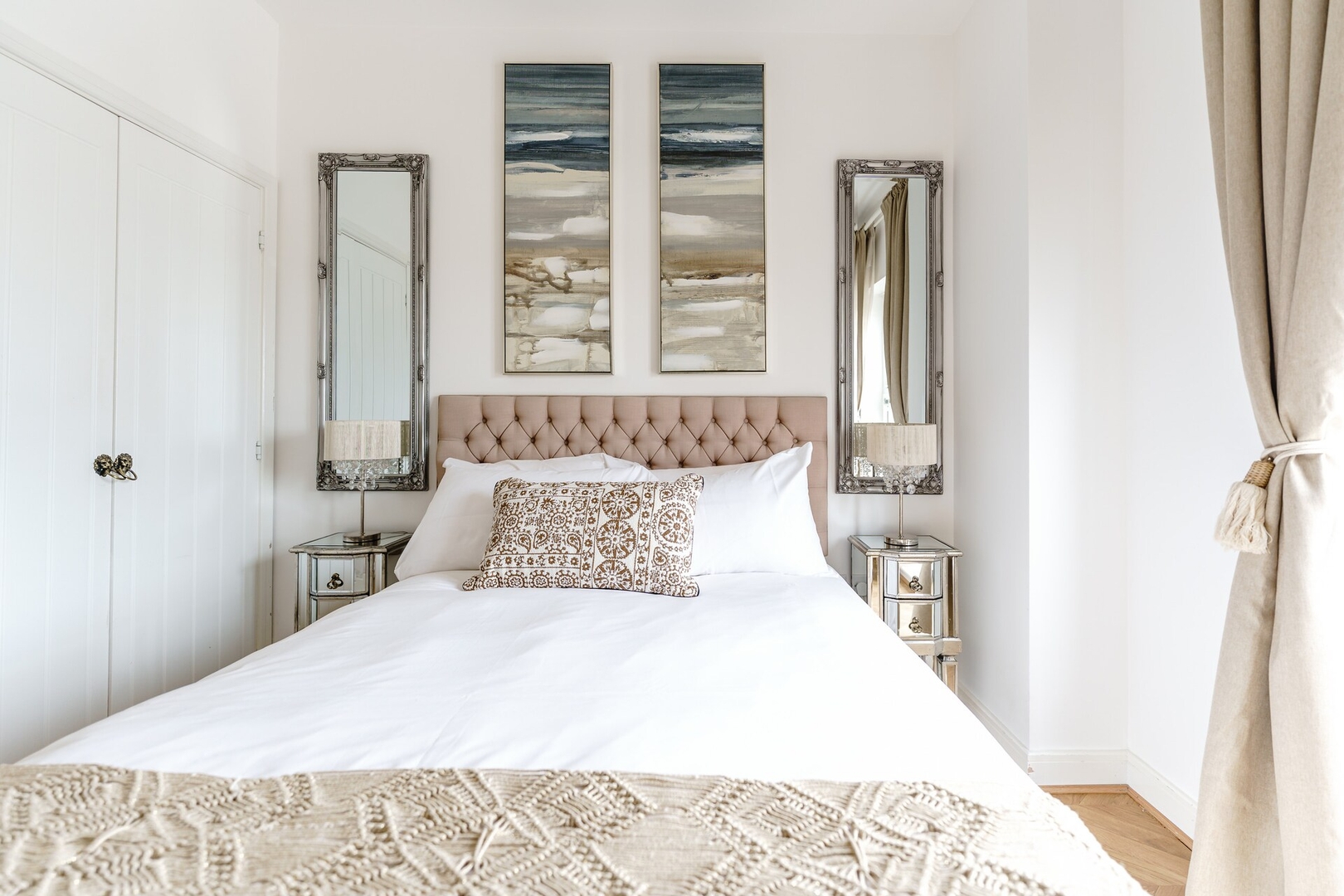 The Riverside Haven – City Centre + Parking in Bathstone Mews NP19 0PY - Property image 27 - VivreStays