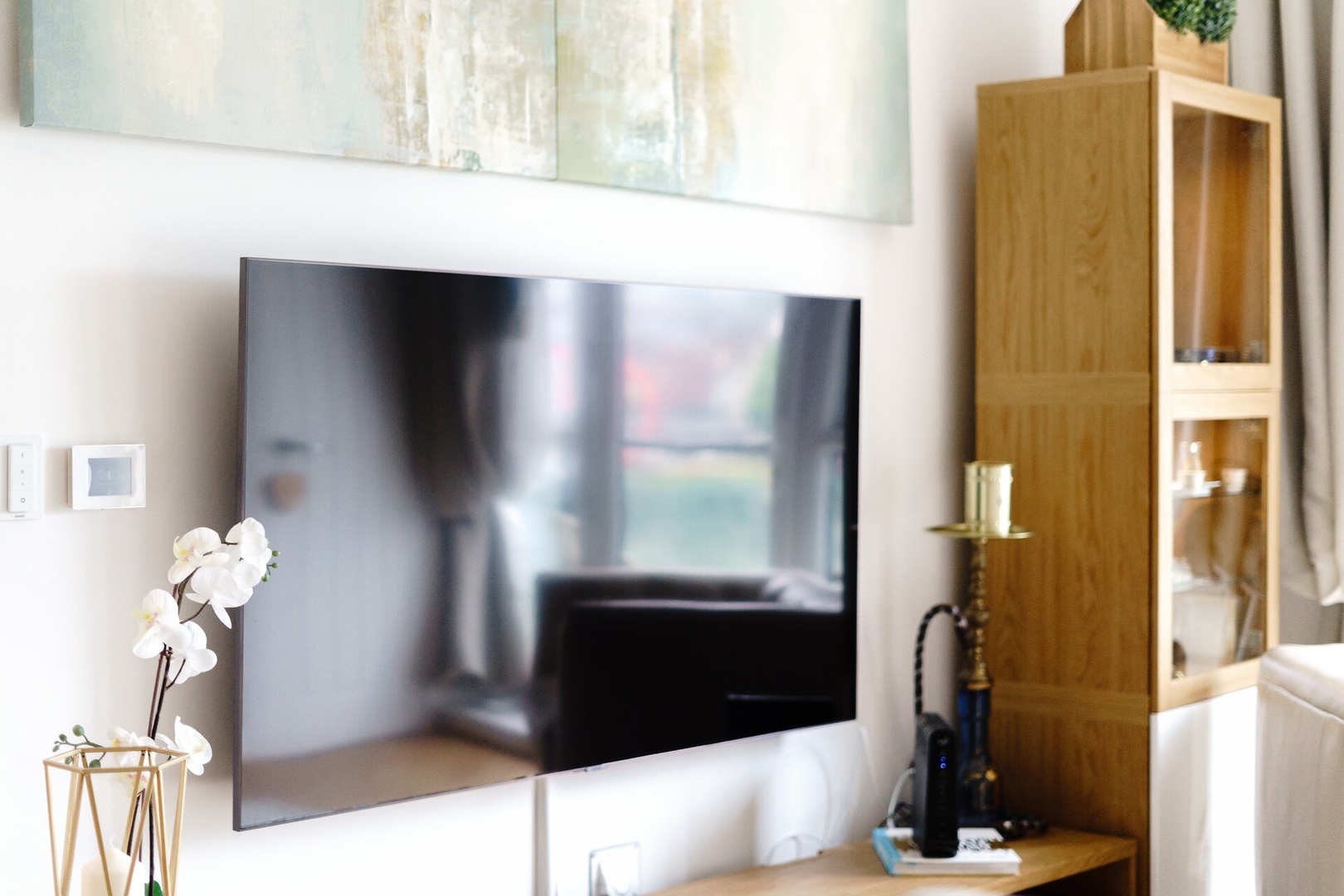 The Riverside Haven – City Centre + Parking in Bathstone Mews NP19 0PY - Property image 36 - VivreStays