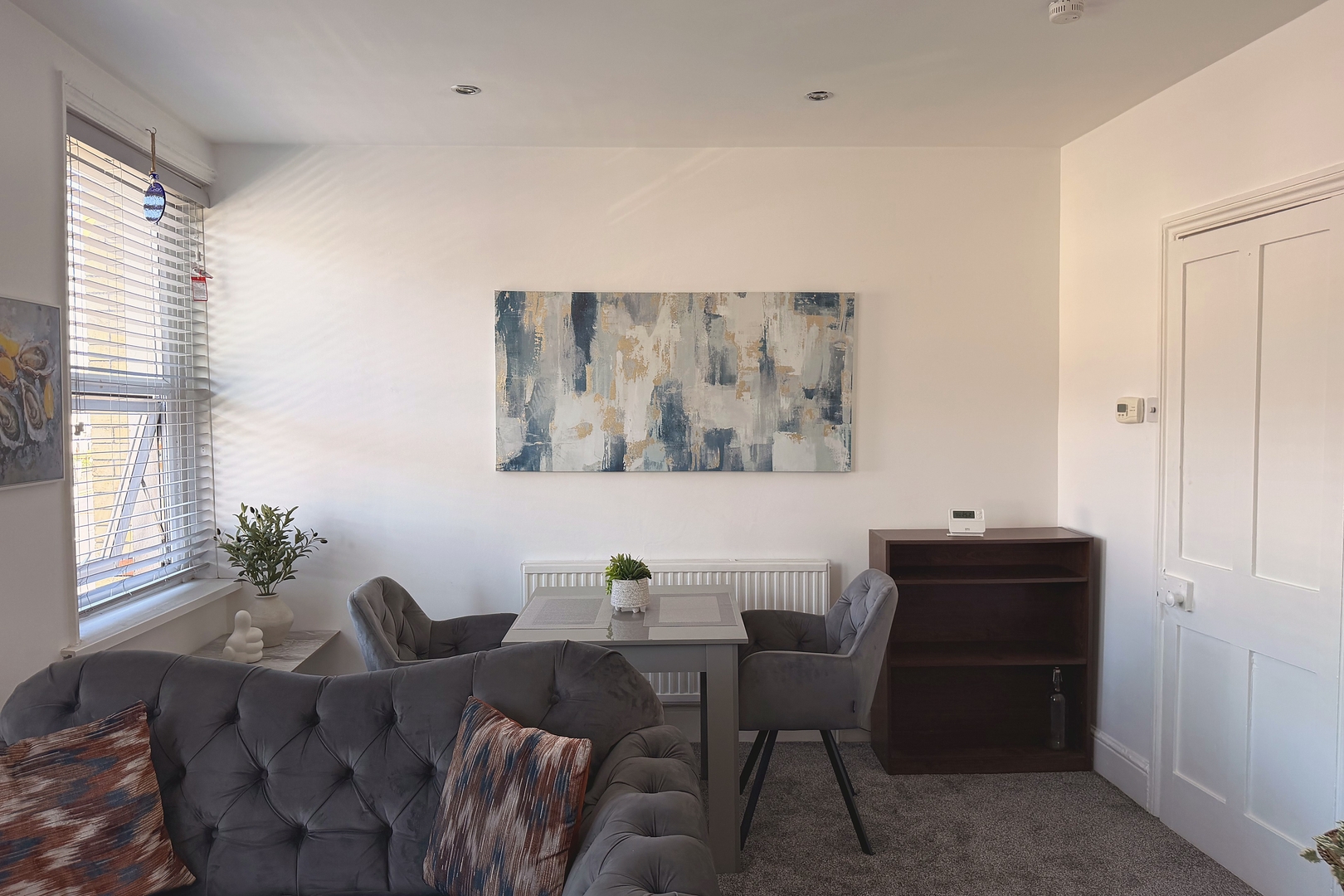 The M4 Escape | J26 | Free Parking | Newport in 56 Malpas Road NP20 5PB - Property image 7 - VivreStays