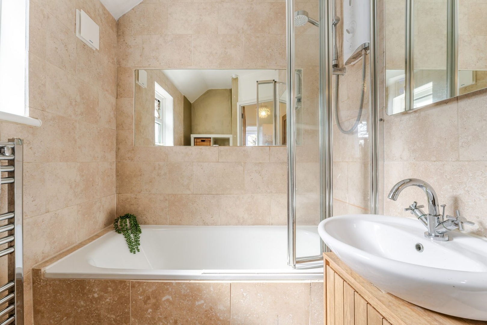 Cardiff Bay Victorian House | Garden | Sleeps 5 in 84 Hunter Street CF10 5JY - Property image 9 - VivreStays