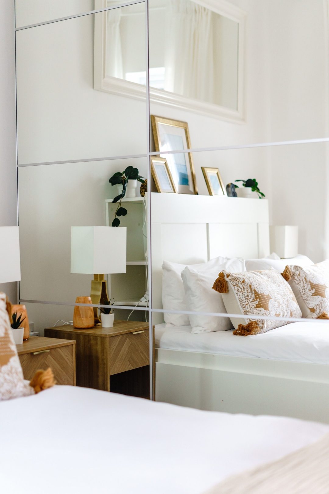 The Riverside Haven – City Centre + Parking in Bathstone Mews NP19 0PY - Property image 41 - VivreStays