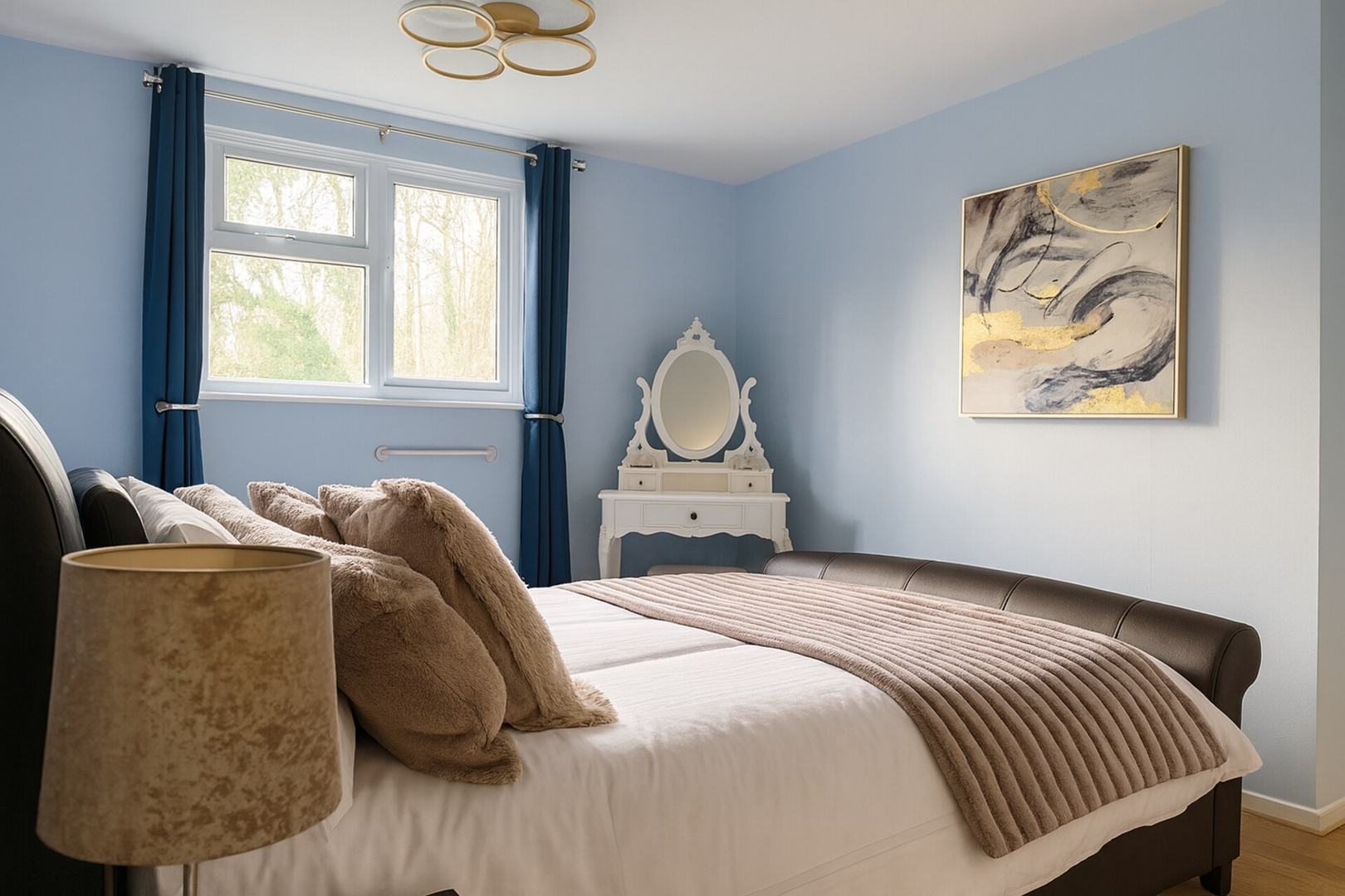 Comfortable Two-Bedroom Home in St. Dials, Cwmbran in 25 Ellwood Path NP44 4RD - Property image 7 - VivreStays