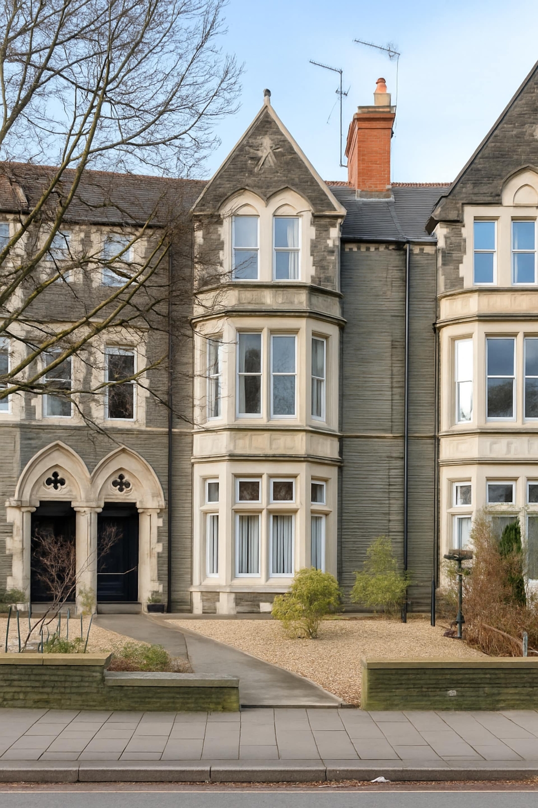 The Pontcanna Emerald | Free Parking | 3 Beds in 197 Cathedral Road CF11 9PN - Property image 14 - VivreStays