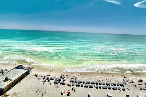 Price Discounted! Luxury, Beachfront, Serene views