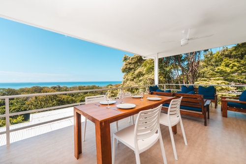 Panoramic Ocean View Apt A - Comfy Terrace