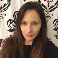 María