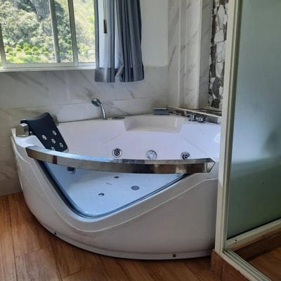 3D/2B House with Views & Jacuzzi - Baños de Agua Santa 10 BUHO Property
