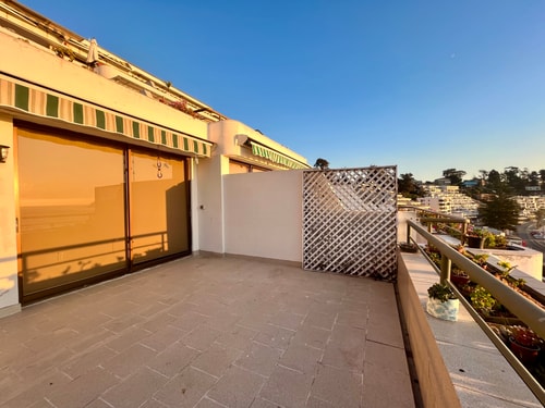 3BR/3BA Spacious Apartment with Terrace - Concon 29 Buho Property