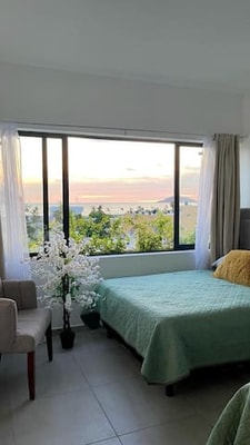 Departamento con alberca, a 4 cuadras de la playa