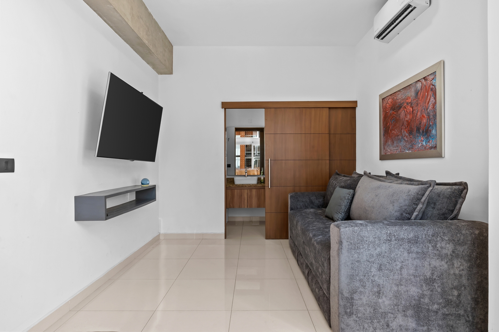 Double-height loft in Zoho Skies | Rooftop pool 12 VIDA CORAL