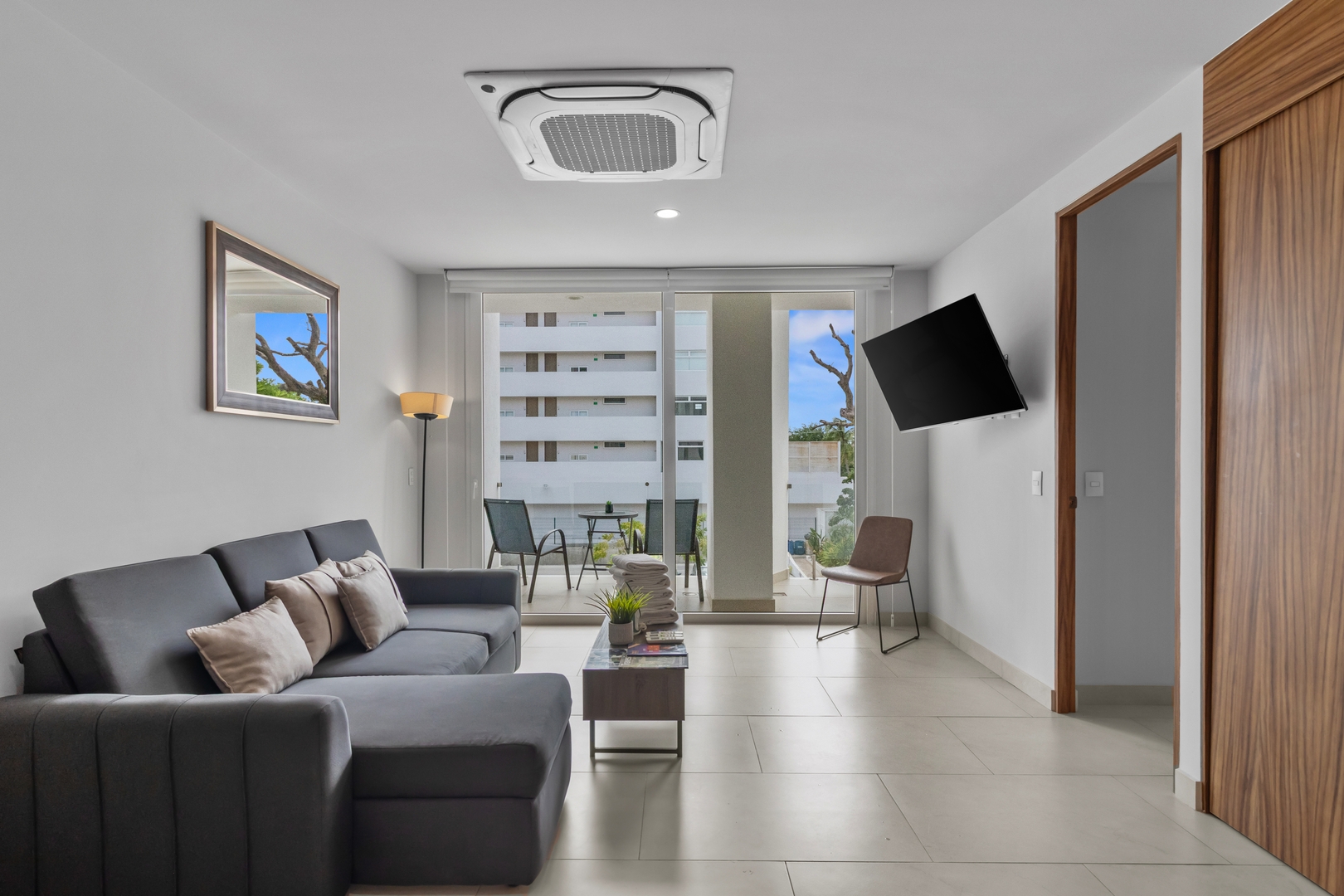 Comfort and design in a green oasis near the beach 16 VIDA CORAL
