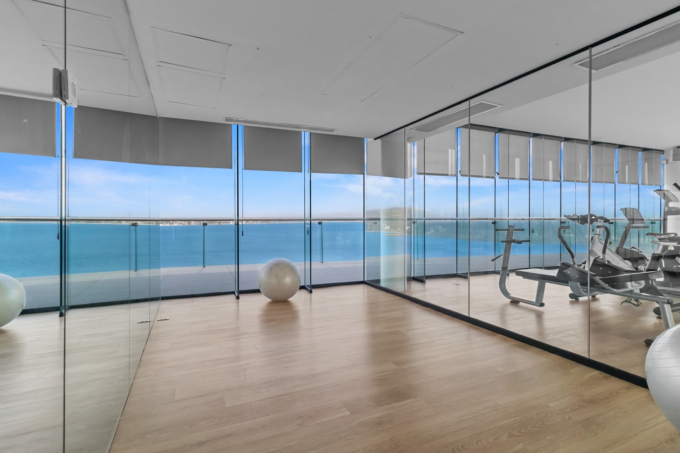 Ocean View & Beach Access | 2 Bedrooms 40 VIDA CORAL