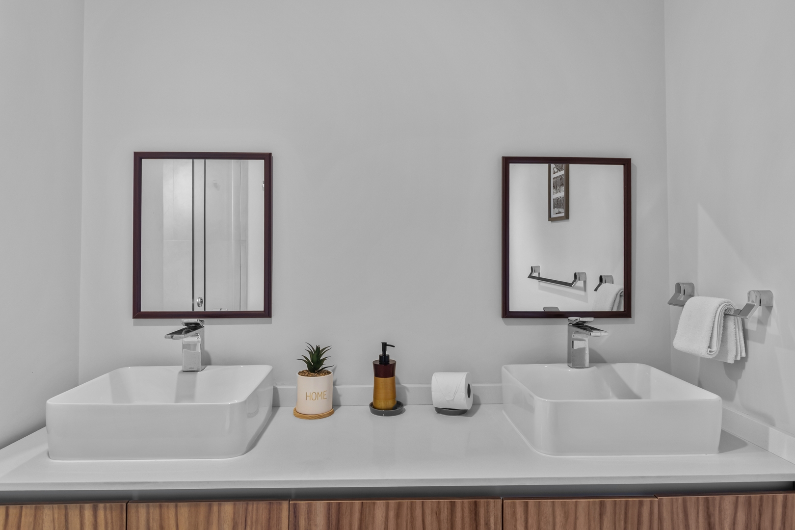 Comfort and design in a green oasis near the beach 28 VIDA CORAL