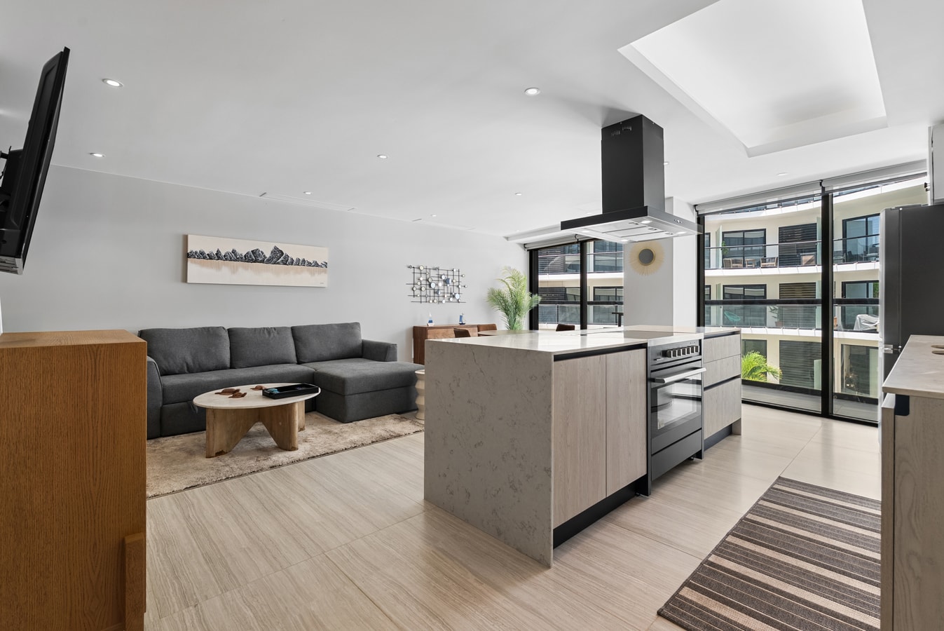 Ocean View & Beach Access | 2 Bedrooms 8 VIDA CORAL