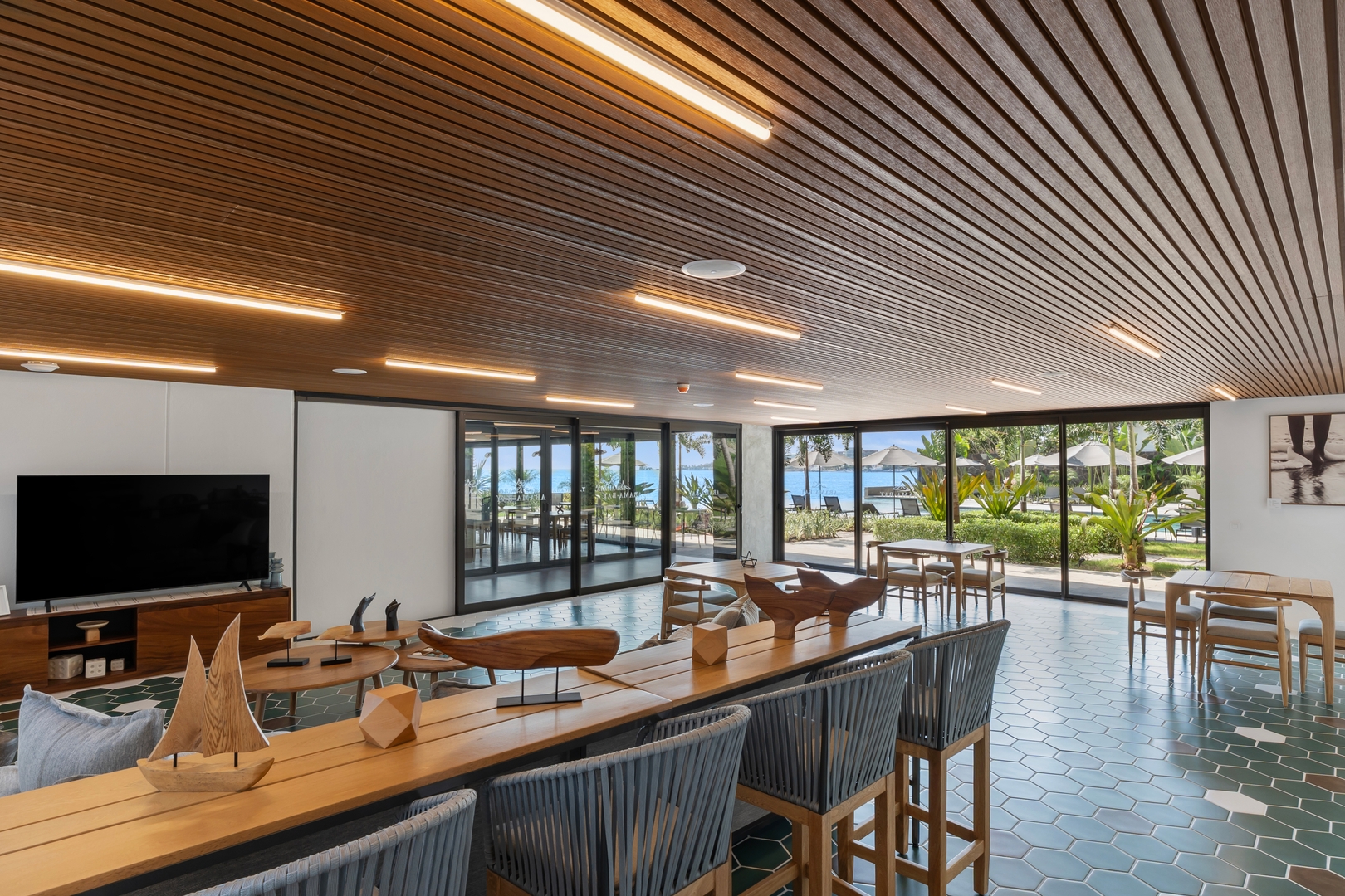 Cozy Modern Condo with Scenic Balcony Views 43 VIDA CORAL