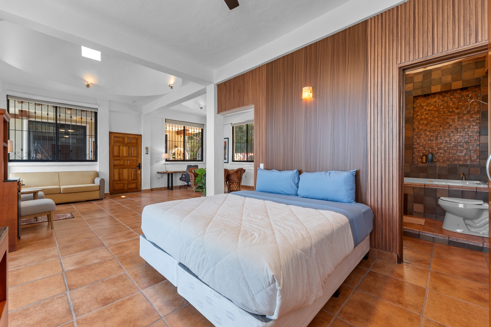 With sea views / View Next to the Oxxo viewpoint 18 VIDA CORAL