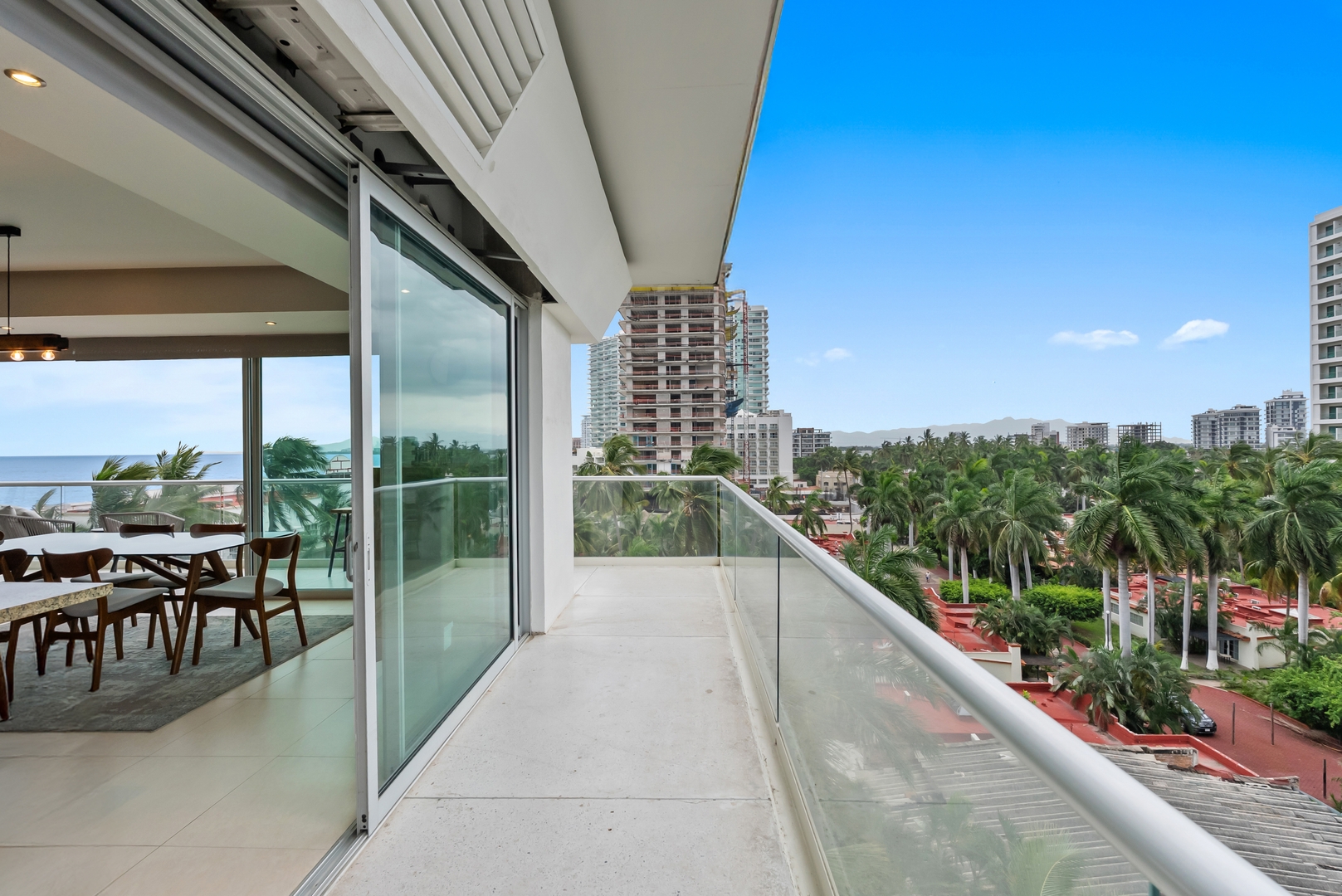 Oceanfront Family Haven 11 VIDA CORAL