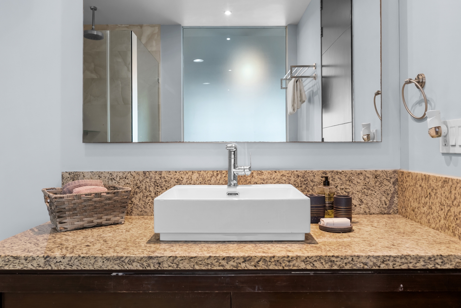 Oceanfront Family Haven 9 VIDA CORAL