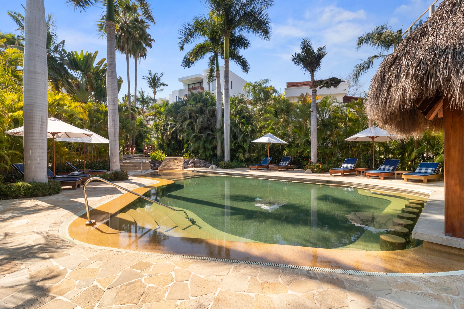 Your Quiet Corner with Pool and Relaxing Spaces 22 VIDA CORAL