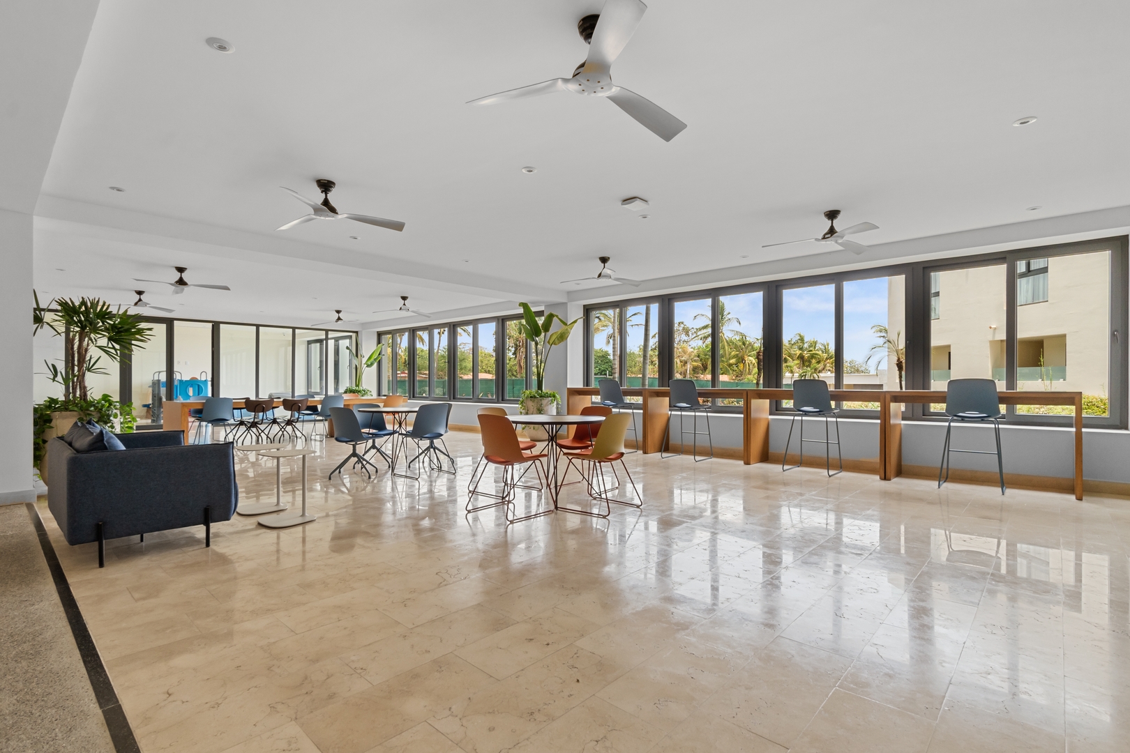 Zantamar Studio | Balcony & Shared Pool 14 VIDA CORAL