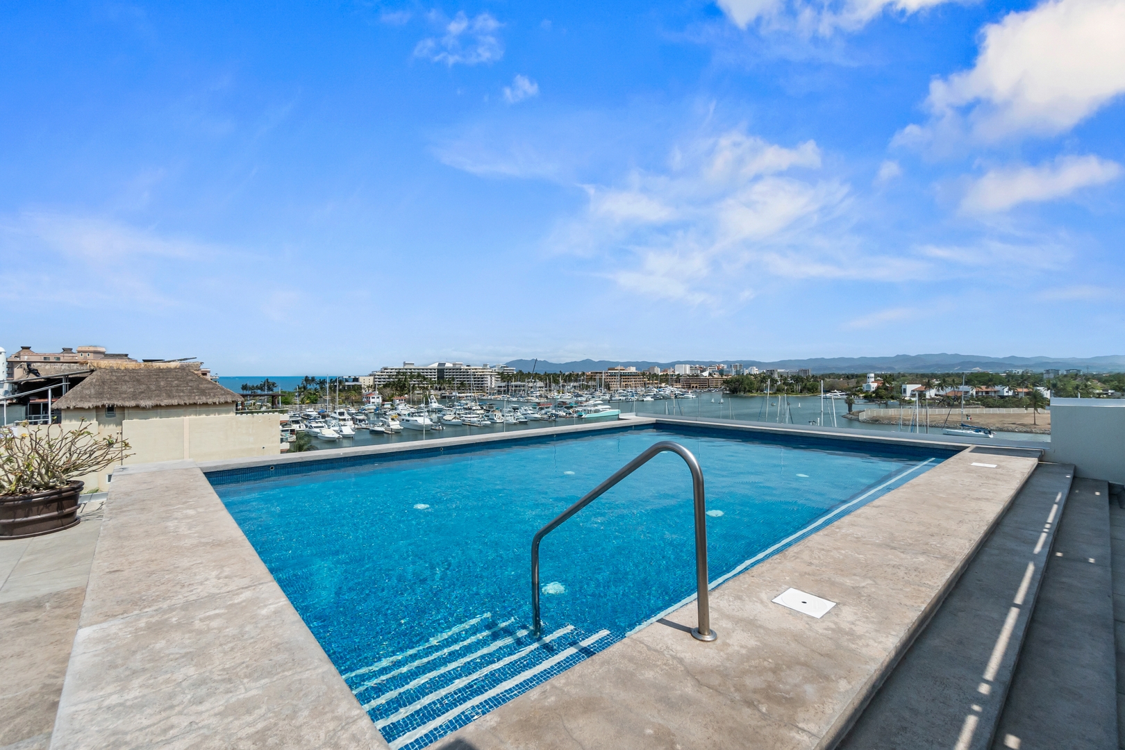Serena 101 | Marina Views & Shared Rooftop Pool 50 VIDA CORAL
