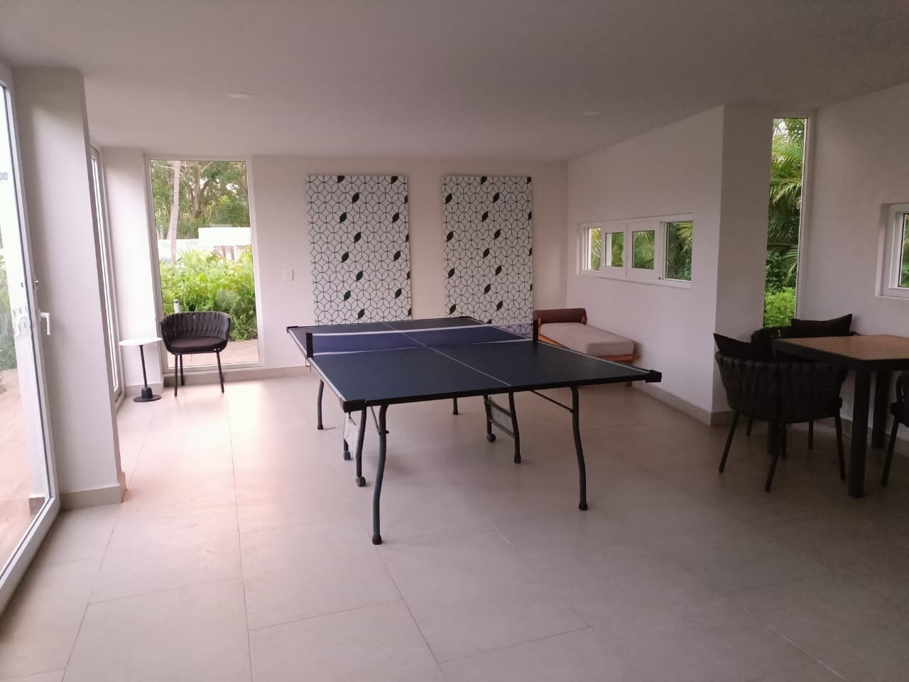Modern retreat with pools and nature 23 VIDA CORAL