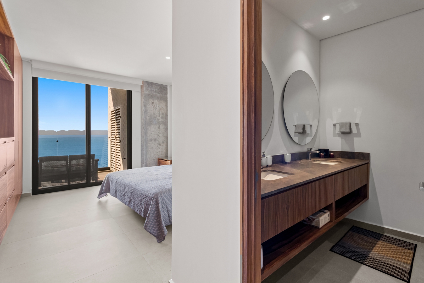 Apartment with Ocean Views - 3 bedrooms 27 VIDA CORAL