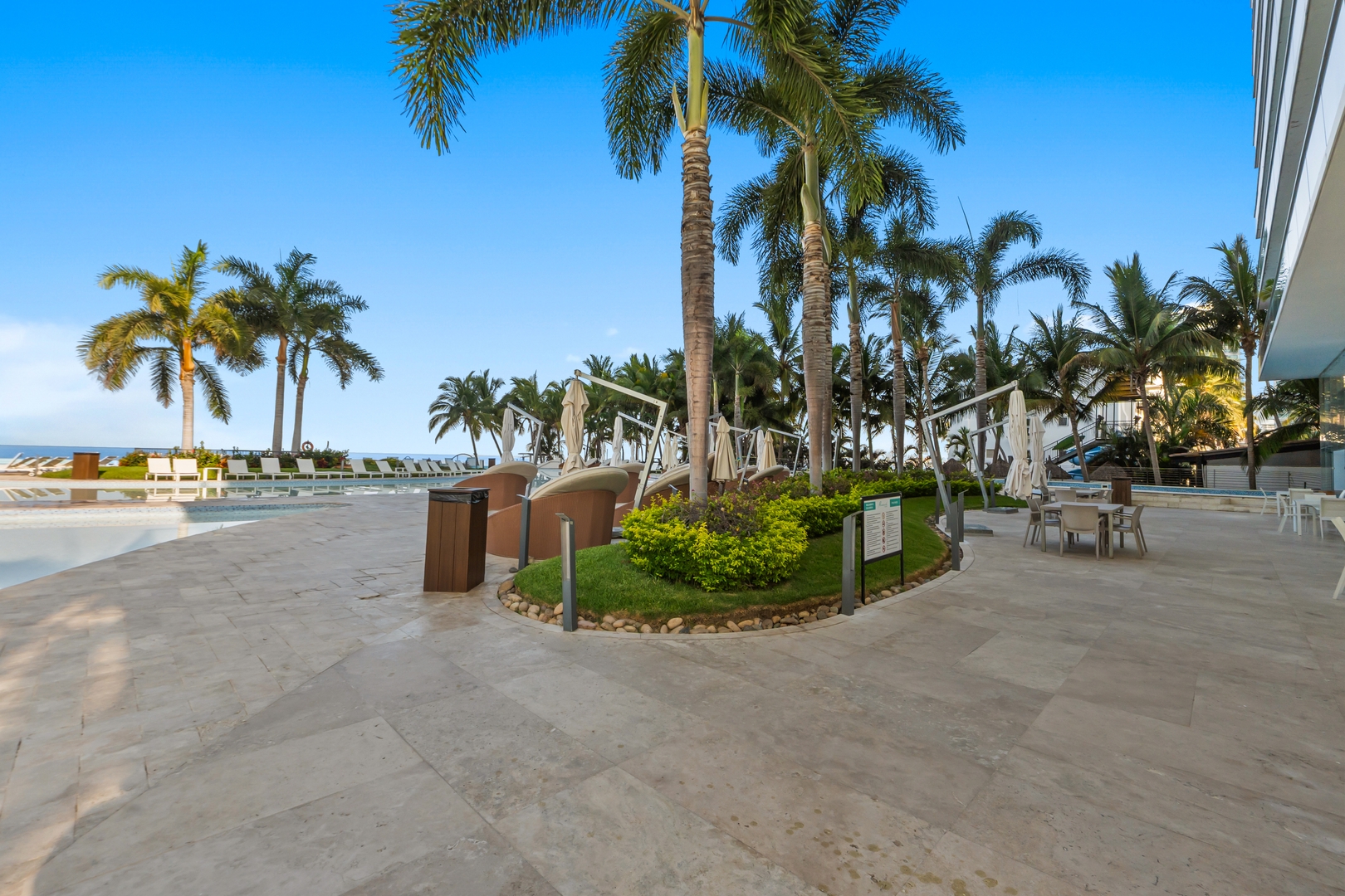 Your Perfect Beach Getaway: Pool & Ocean View 21 VIDA CORAL