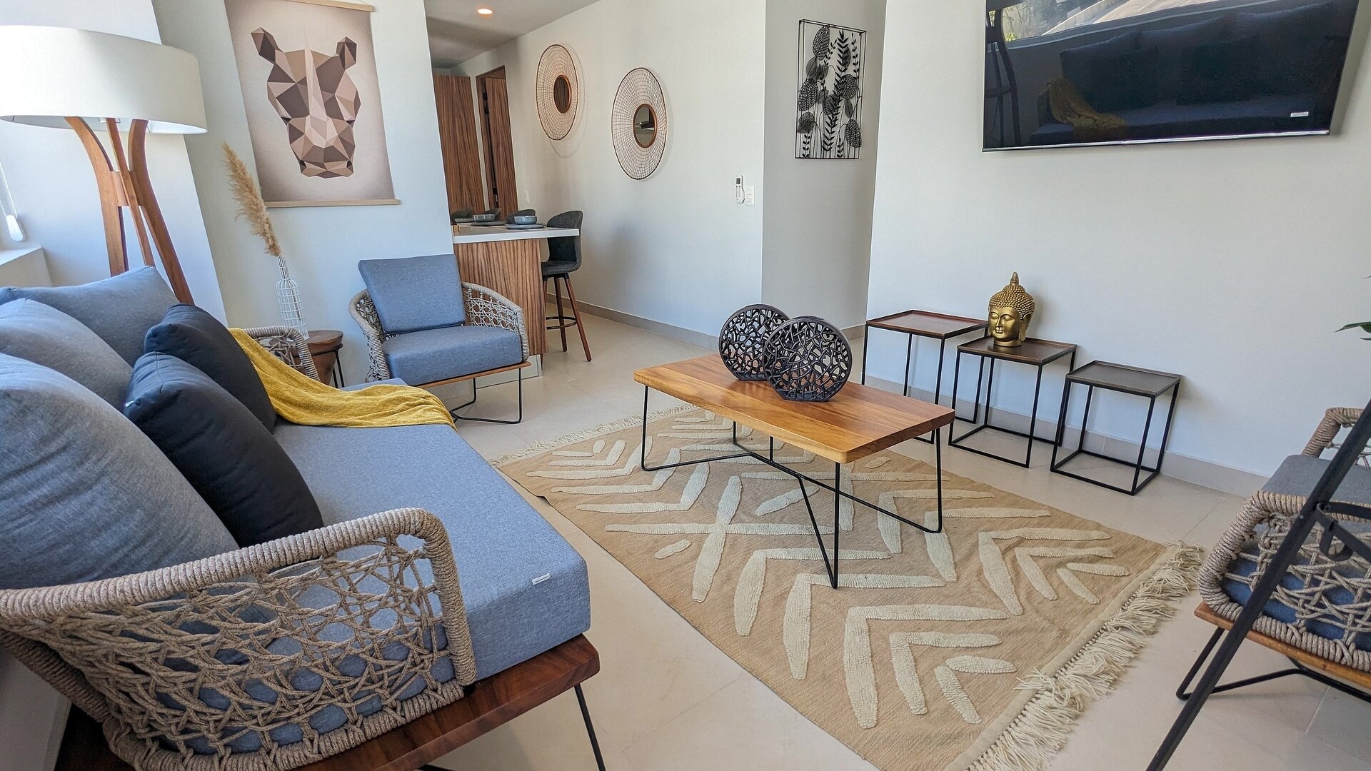 Modern retreat with pools and nature 7 VIDA CORAL