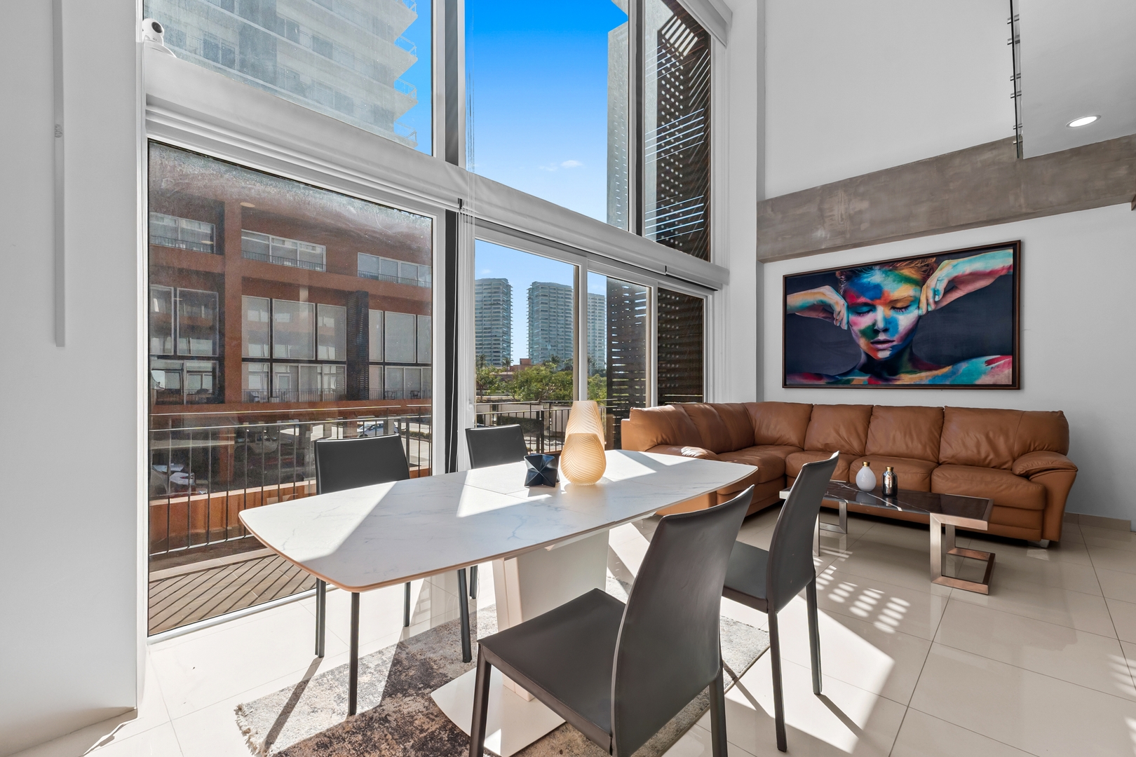 Double-height loft in Zoho Skies | Rooftop pool 7 VIDA CORAL
