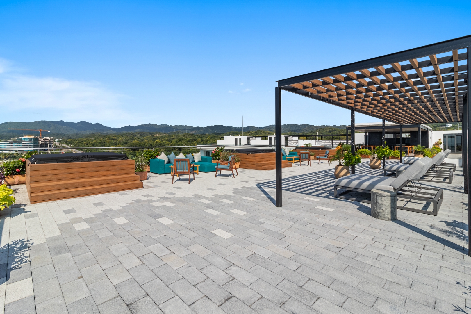 Arama Bay Bucerias | King Bed & Private Balcony 34 VIDA CORAL