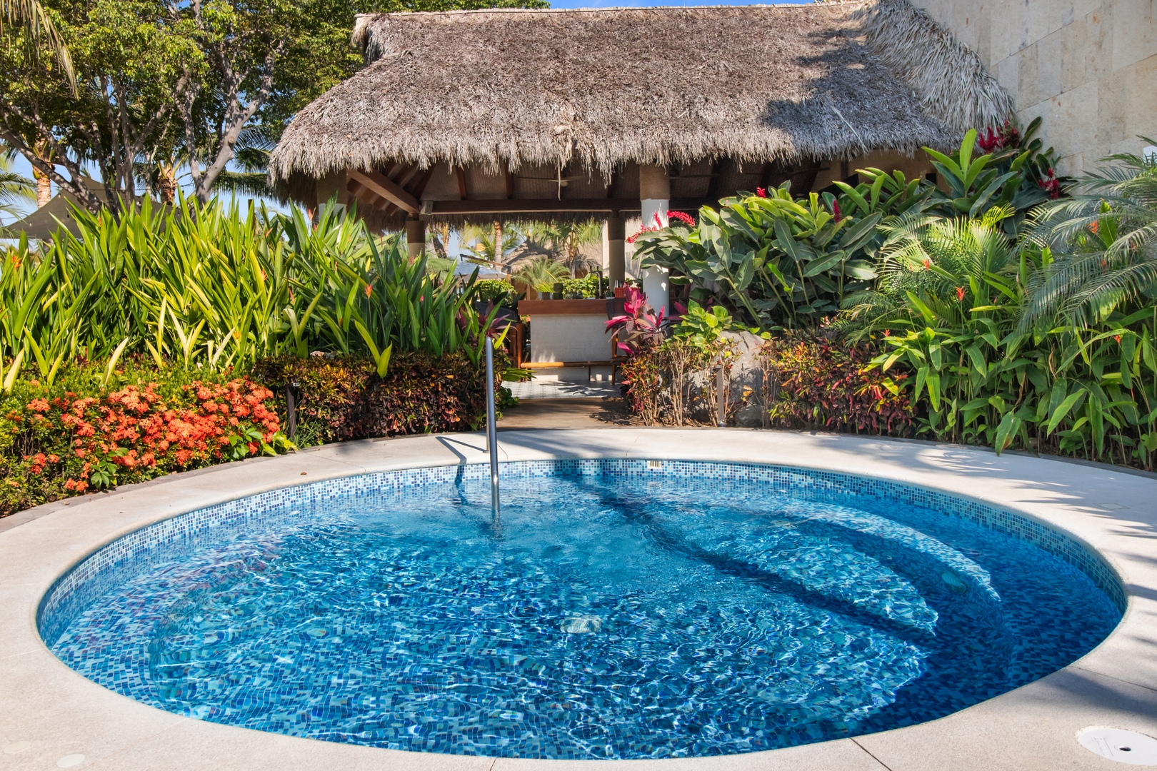 Your Quiet Corner with Pool and Relaxing Spaces 42 VIDA CORAL